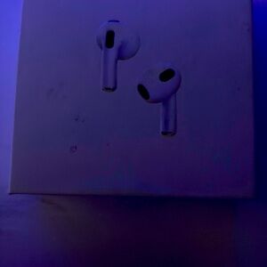 Apple AirPods Pro with White Finish